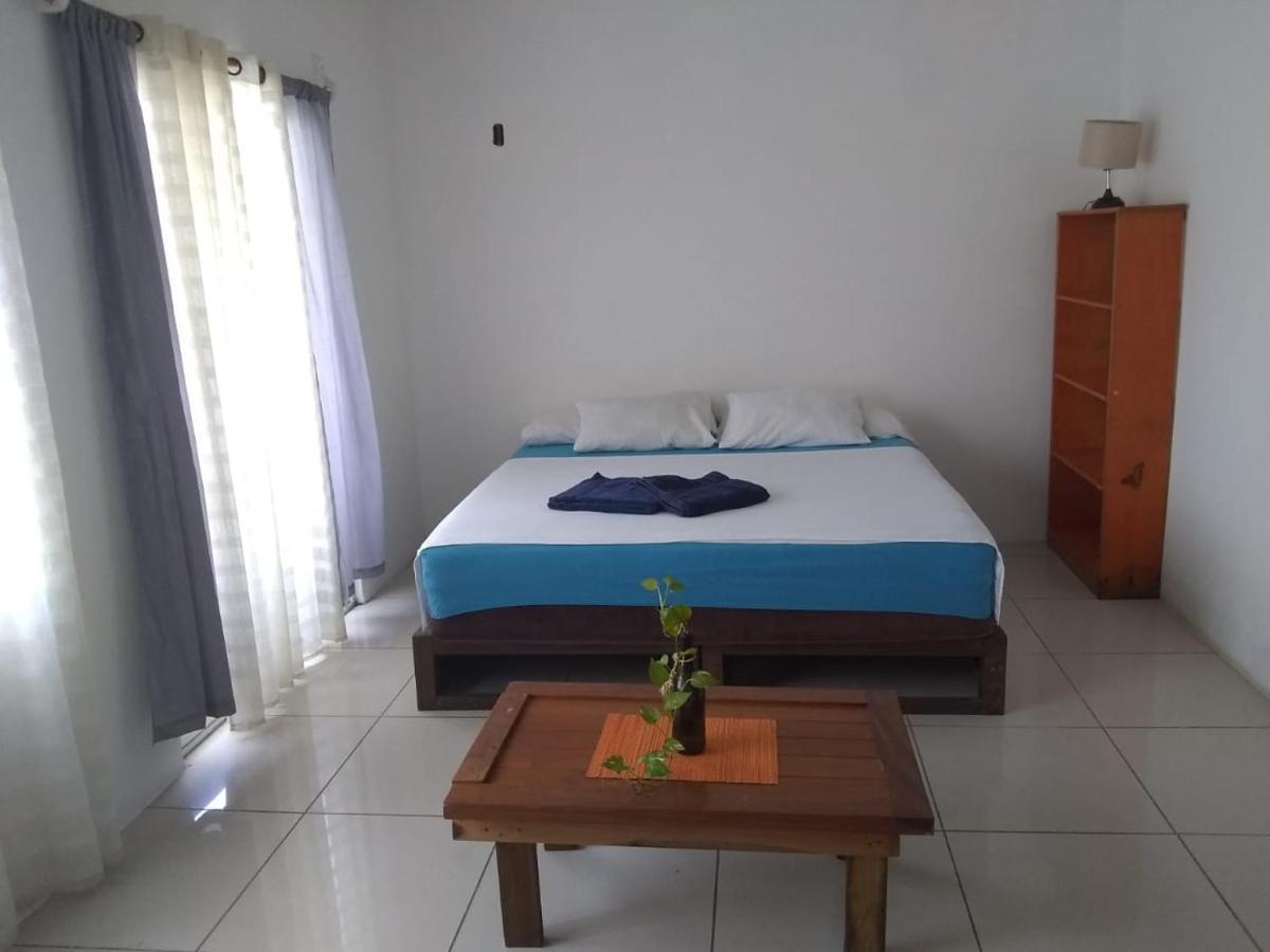 Brisamar Guesthouse ปูแอร์โตเอสกอนดิโด ภายนอก รูปภาพ