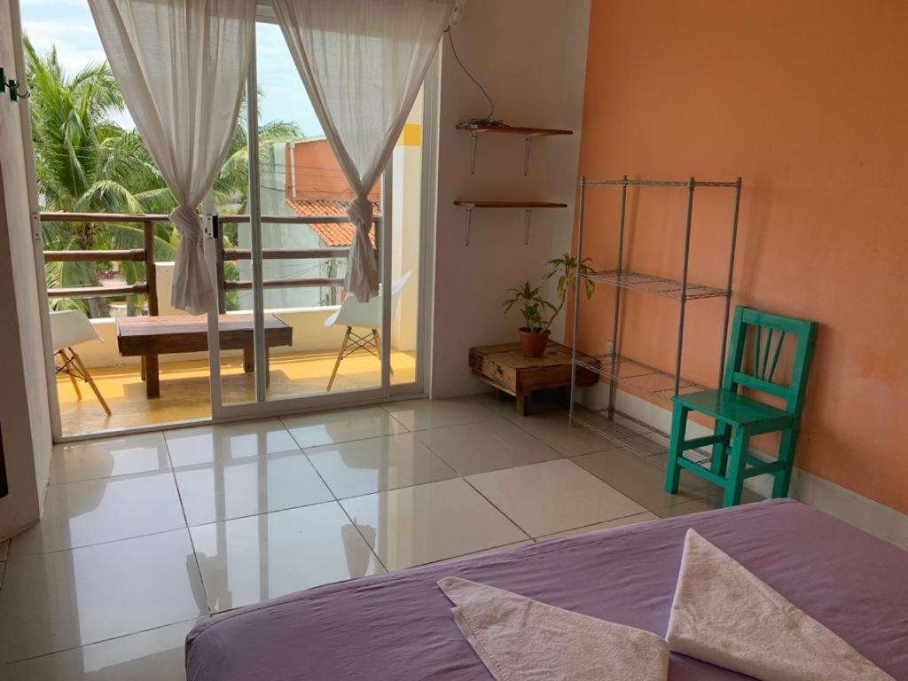 Brisamar Guesthouse ปูแอร์โตเอสกอนดิโด ภายนอก รูปภาพ