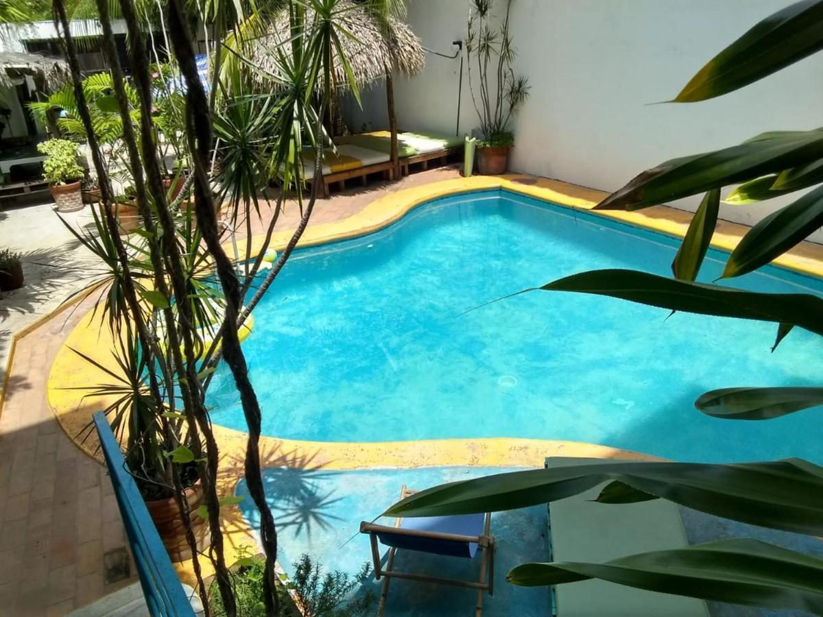 Brisamar Guesthouse ปูแอร์โตเอสกอนดิโด ภายนอก รูปภาพ